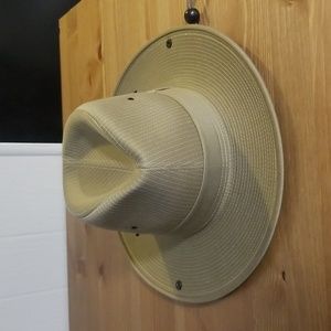 Hunting World Hat Vintage